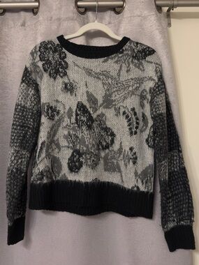 Tahari Floral Crewneck Sweater
